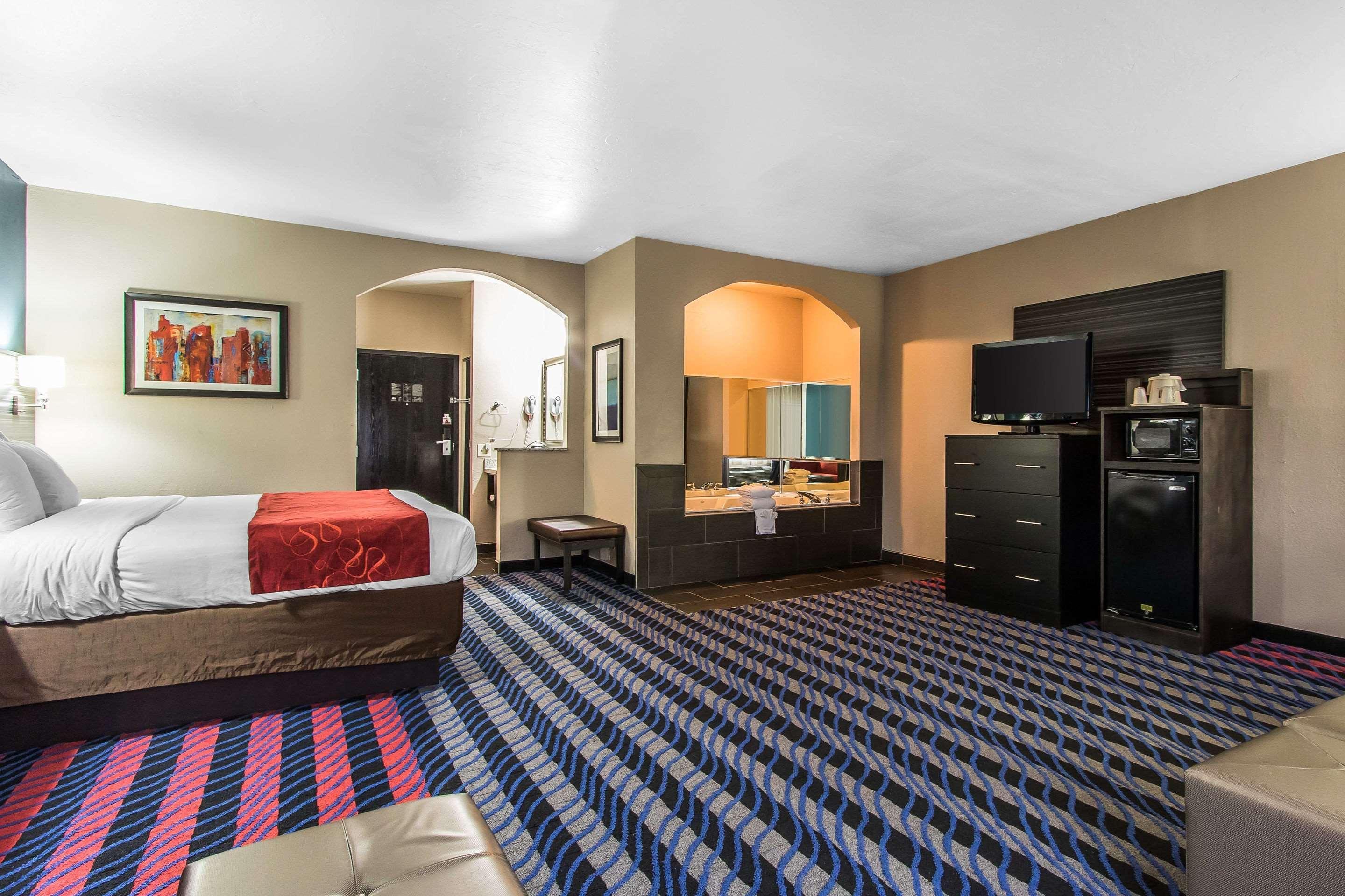 Comfort Suites Fairgrounds West Oklahoma City Exterior foto