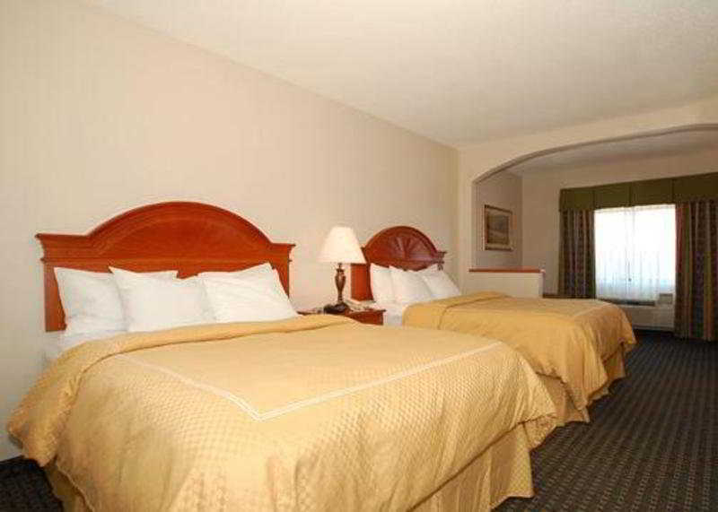 Comfort Suites Fairgrounds West Oklahoma City Quarto foto